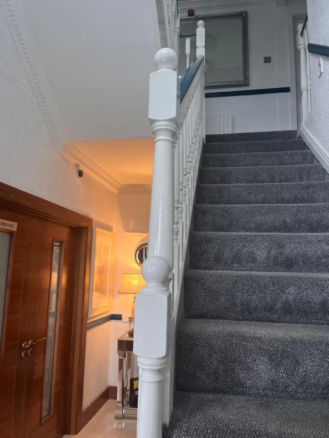 The Light House Hotell Galway Exteriör bild