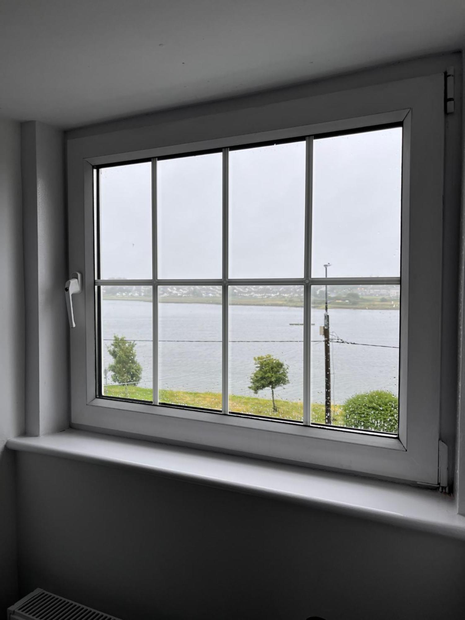 The Light House Hotell Galway Exteriör bild