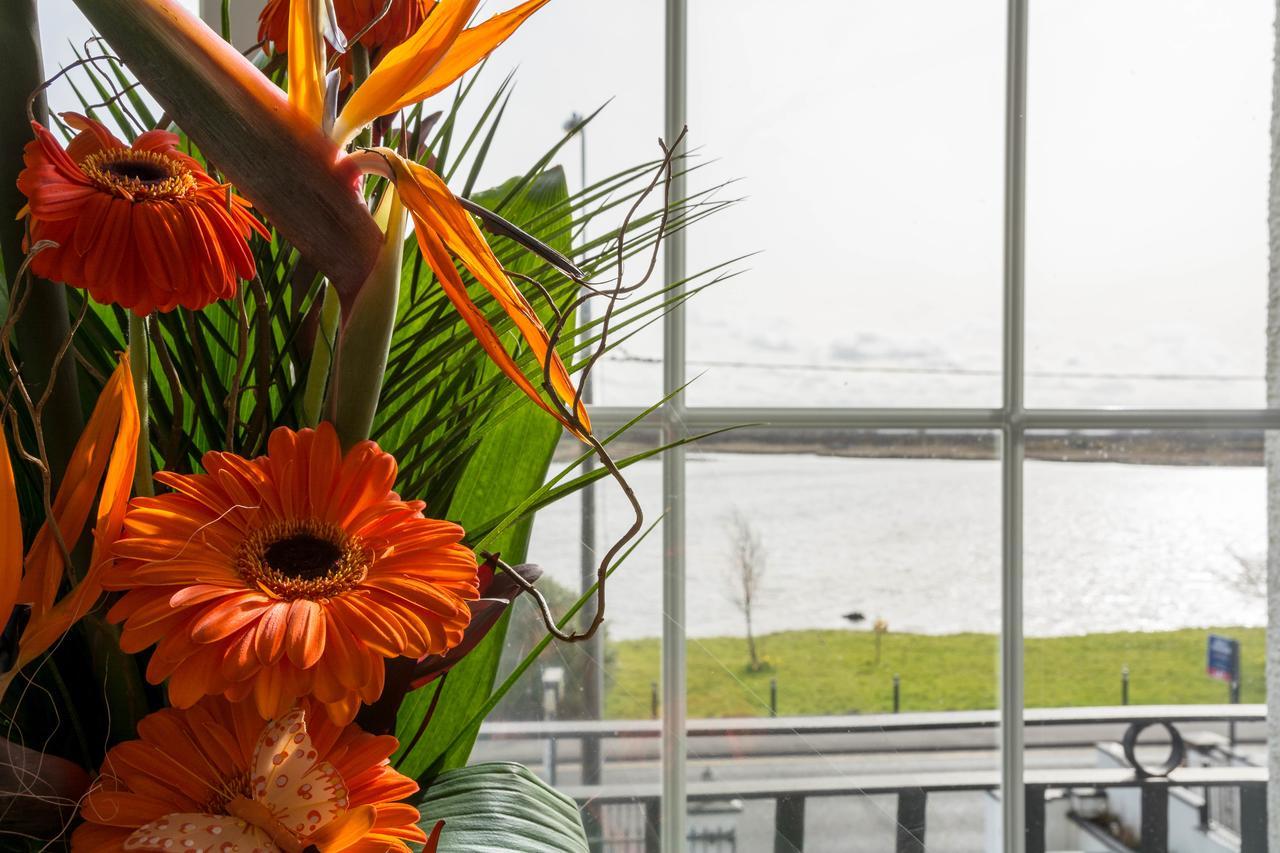 The Light House Hotell Galway Exteriör bild